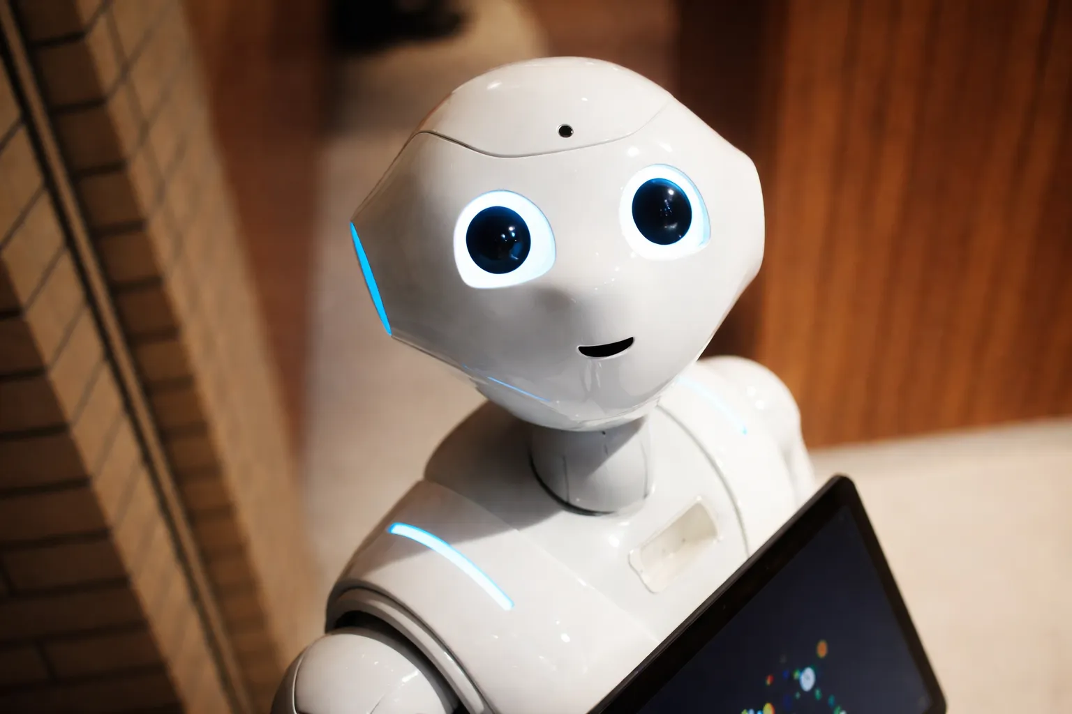 A solitary Robot figure representing a quiet, introverted personality and a distinct sense of self.